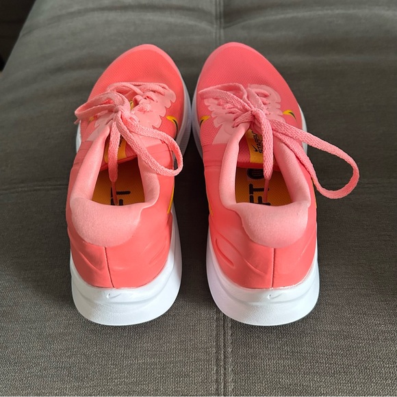 Nike - Star Runner 3 (GS) - (Size: 6.5 Youth) NEW WITH BOX (NO LID) Color: Coral - Picture 4 of 6